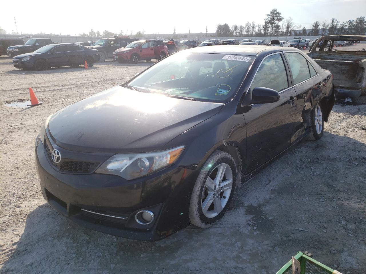 Photo 2 from auction – 2014 TOYOTA CAMRY L with VIN 4T1BF1FK3EU423379
