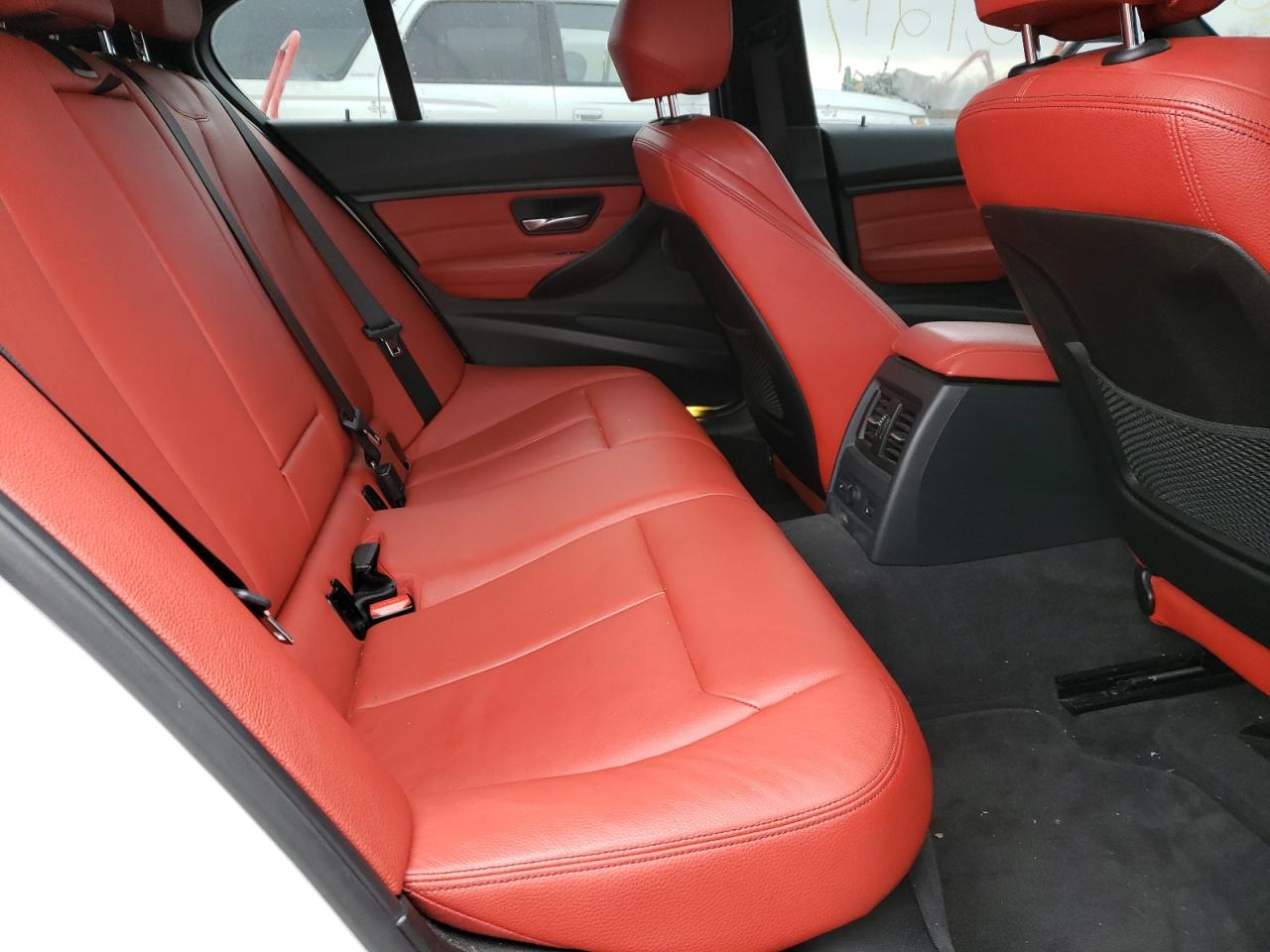 Photo 6 from auction – 2013 BMW 328 XI with VIN WBA3B3C51DF540778