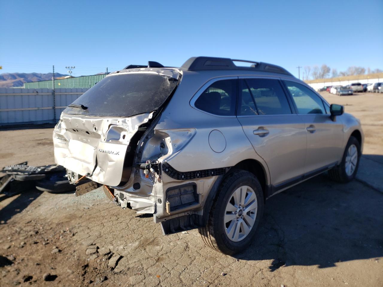 Photo 4 from auction – 2019 SUBARU OUTBACK 2. with VIN 4S4BSAFC0K3337548