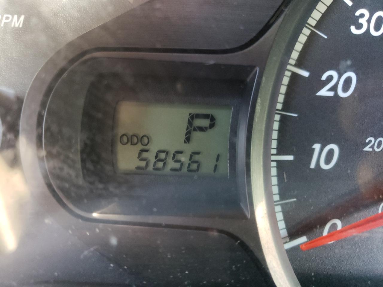Photo 8 from auction – 2014 TOYOTA SIENNA LE with VIN 5TDJK3DC1ES077968