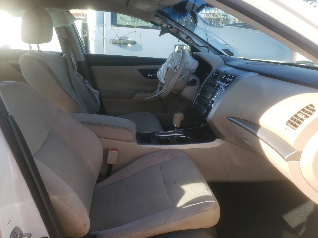 Photo 5 from auction – 2015 NISSAN ALTIMA 2.5 with VIN 1N4AL3AP9FN339284