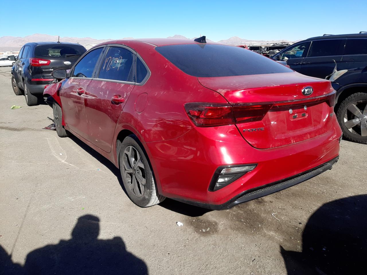 Photo 3 from auction – 2021 KIA FORTE FE with VIN 3KPF24AD8ME387133