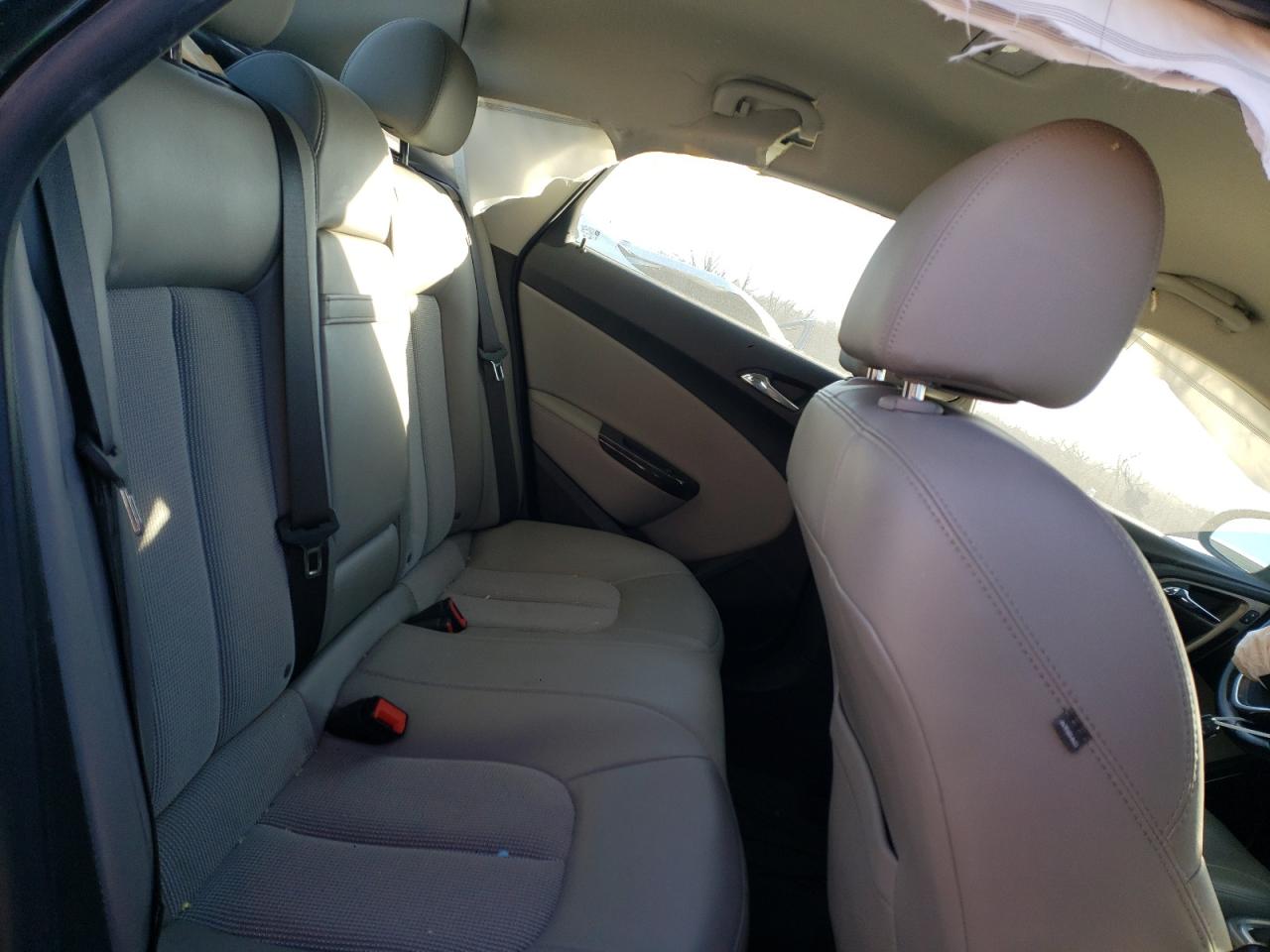 Фото 6 с аукциона – 2015 BUICK VERANO с VIN 1G4PP5SK1F4111370