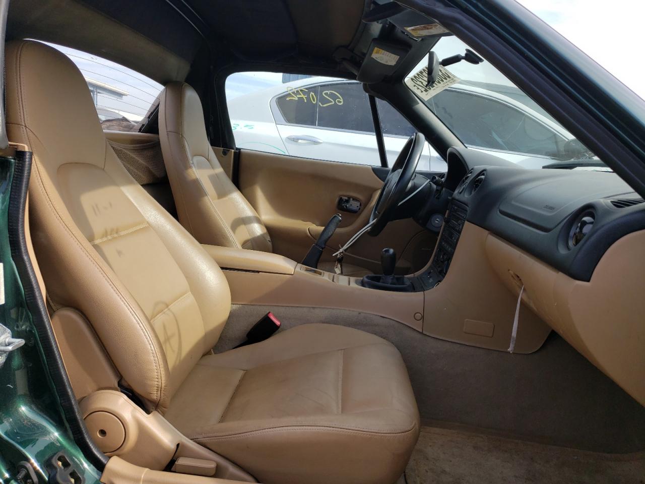 Photo 5 from auction – 2000 MAZDA MX-5 MIATA with VIN JM1NB3530Y0144261