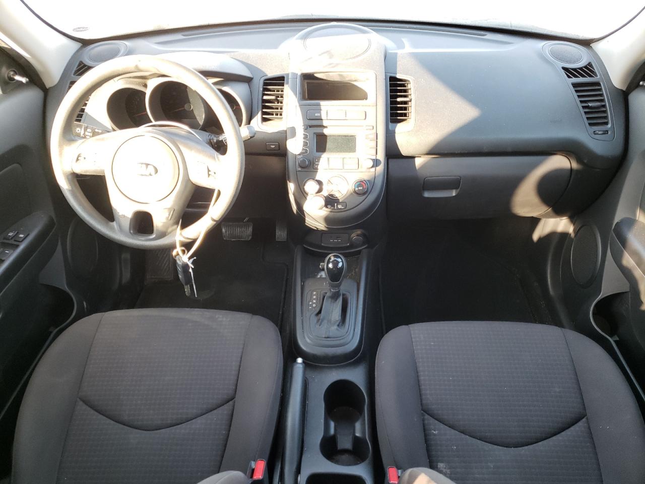 Photo 9 from auction – 2013 KIA SOUL with VIN KNDJT2A58D7585537