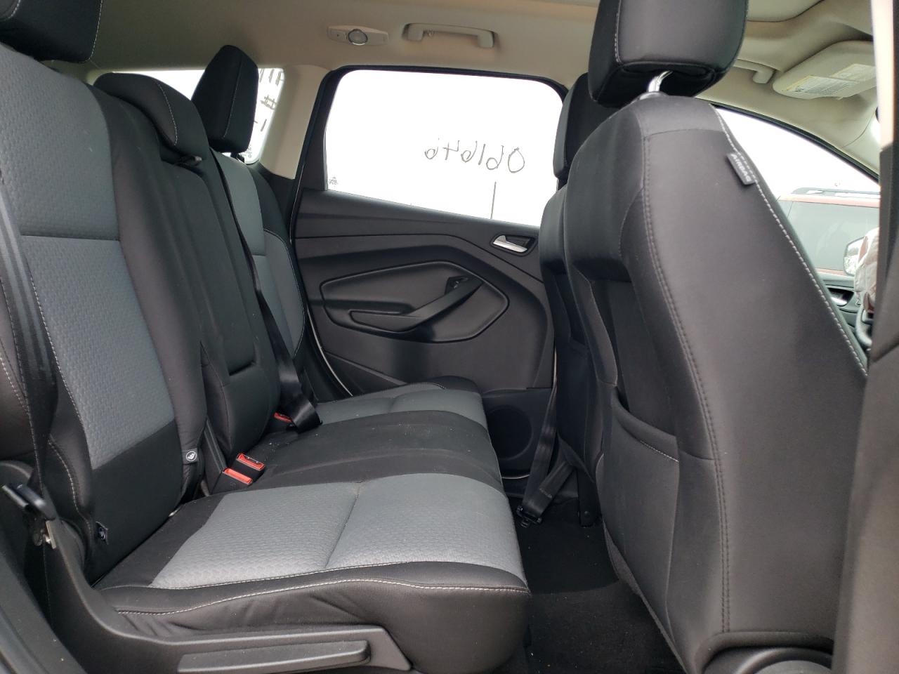 Photo 6 from auction – 2017 FORD ESCAPE SE with VIN 1FMCU9GD8HUE71019