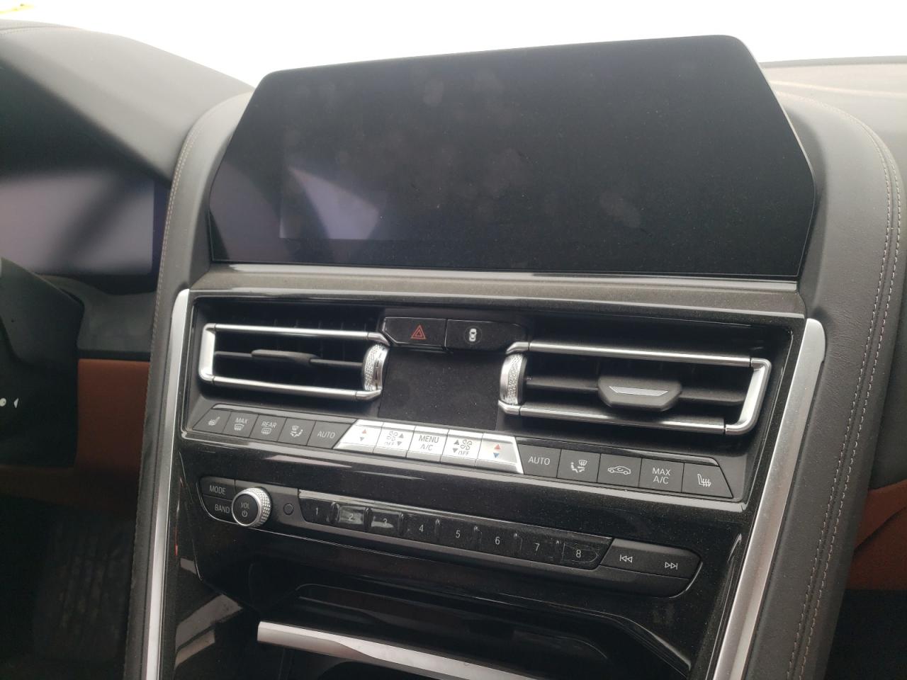 Photo 9 from auction – 2020 BMW 840XI with VIN WBAGV4C02LCD68279