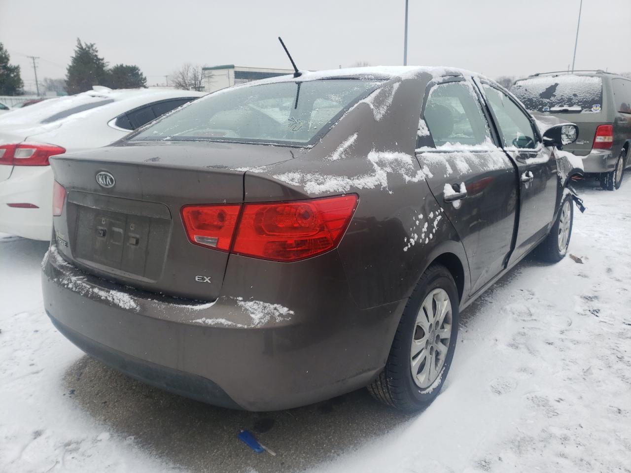 Photo 4 from auction – 2013 KIA FORTE EX with VIN KNAFU4A24D5682103