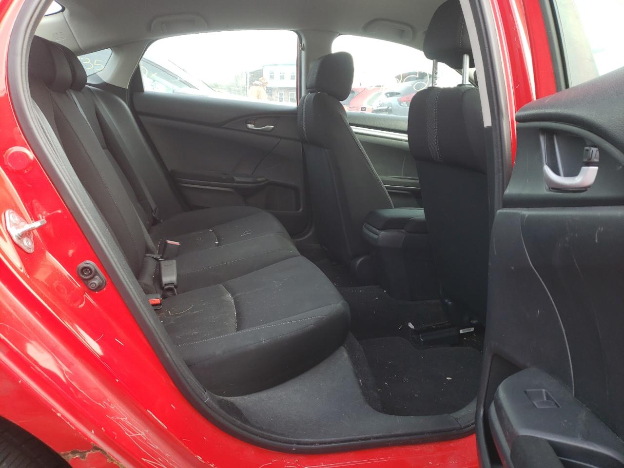 Photo 6 from auction – 2017 HONDA CIVIC LX with VIN 2HGFC2F58HH525266