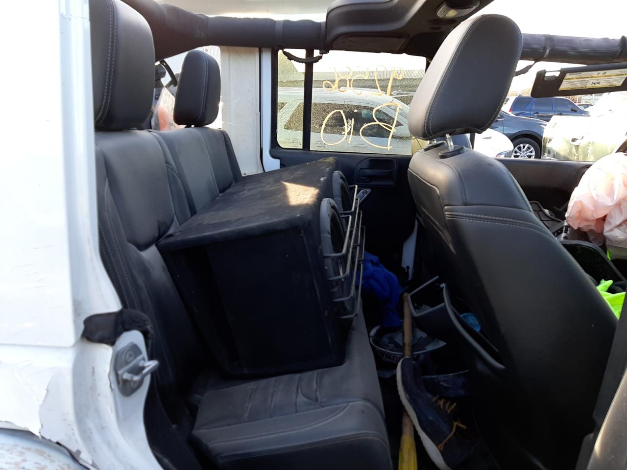 Photo 6 from auction – 2015 JEEP WRANGLER U with VIN 1C4BJWFG1FL718905