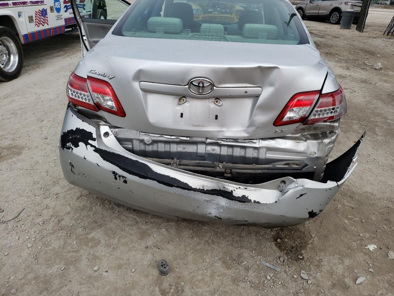 Photo 9 from auction – 2011 TOYOTA CAMRY with VIN 4T1BF3EK9BU665571