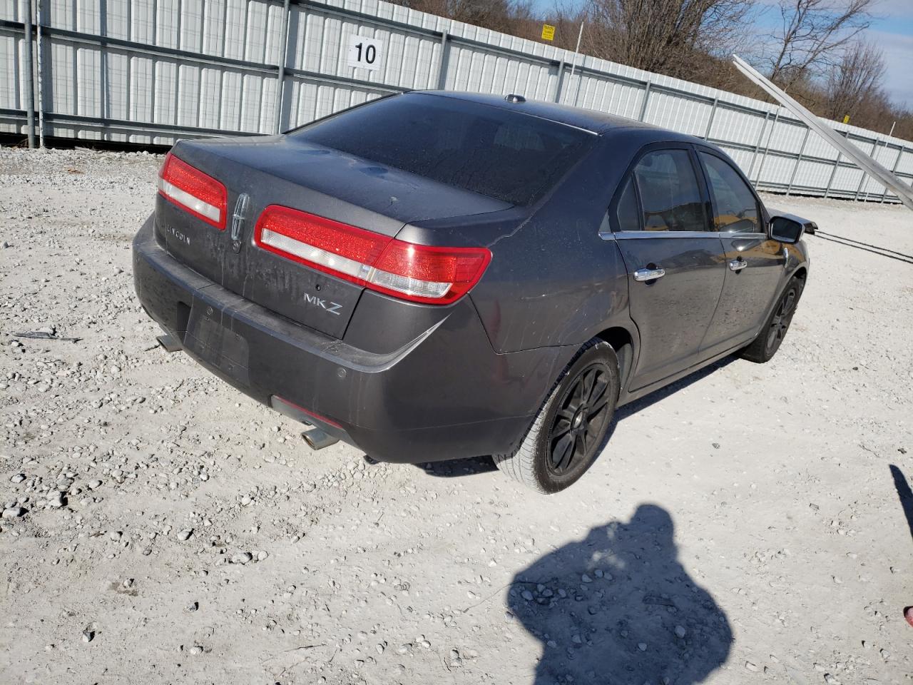 Photo 4 from auction – 2011 LINCOLN MKZ with VIN 3LNHL2GC8BR768751