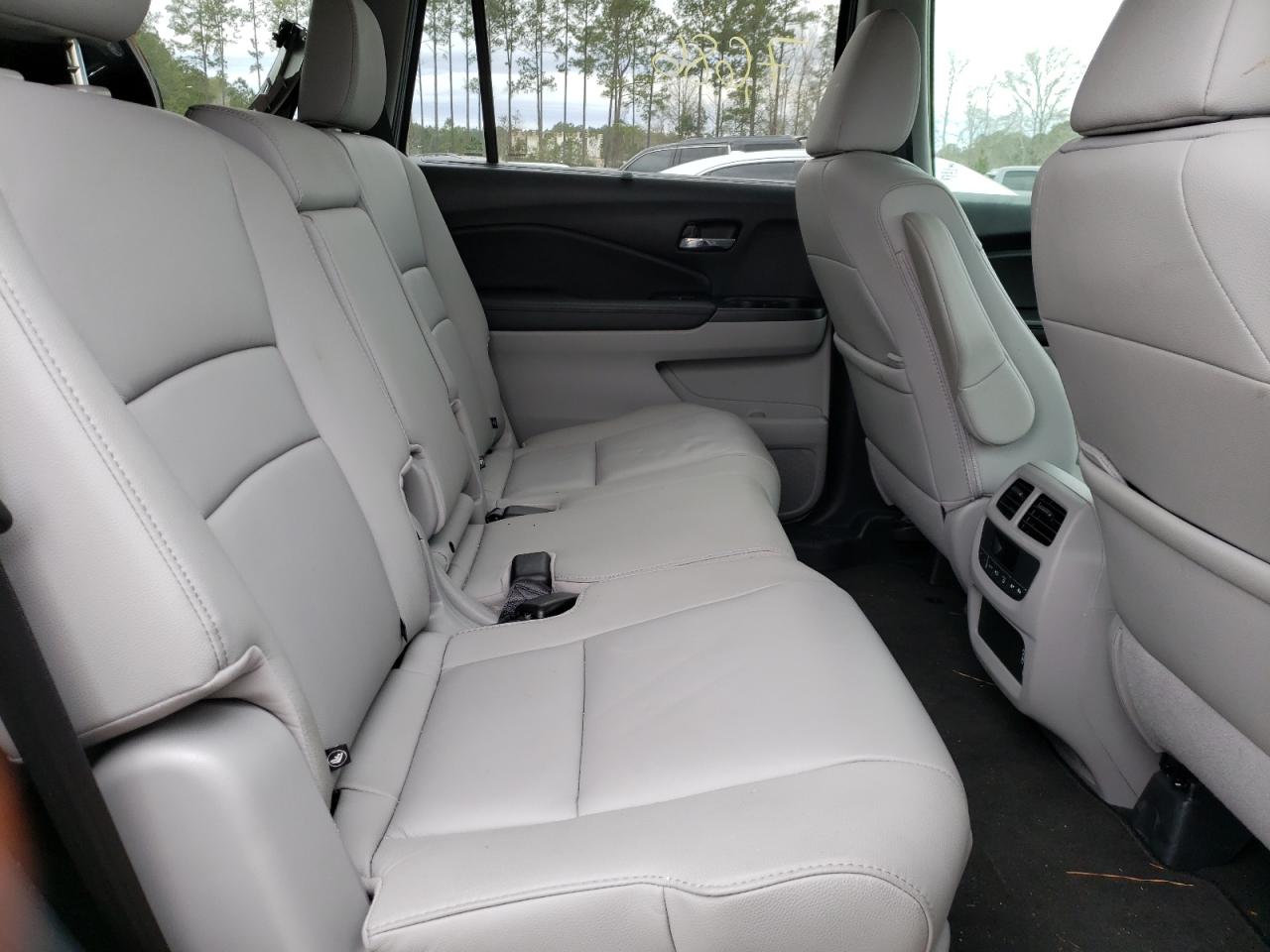 Photo 6 from auction – 2021 HONDA PILOT SE with VIN 5FNYF5H24MB013149