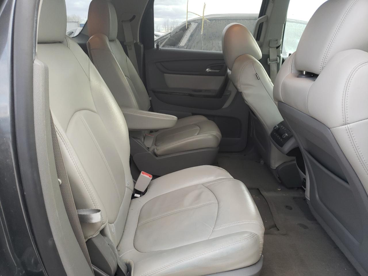 Photo 6 from auction – 2014 GMC ACADIA SLT with VIN 1GKKRRKD0EJ307340