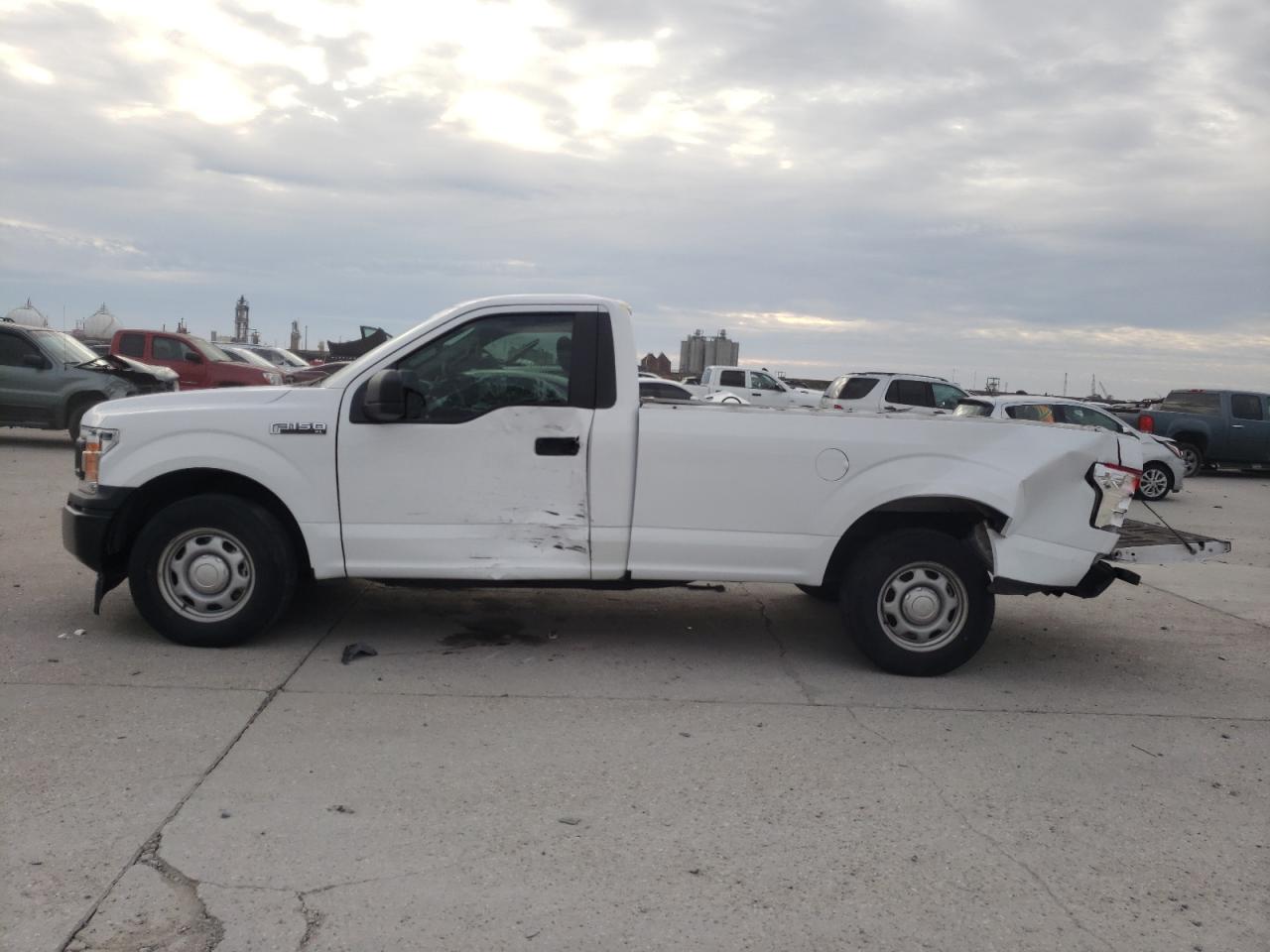 Photo 9 from auction – 2019 FORD F150 with VIN 1FTMF1CB6KKC57948