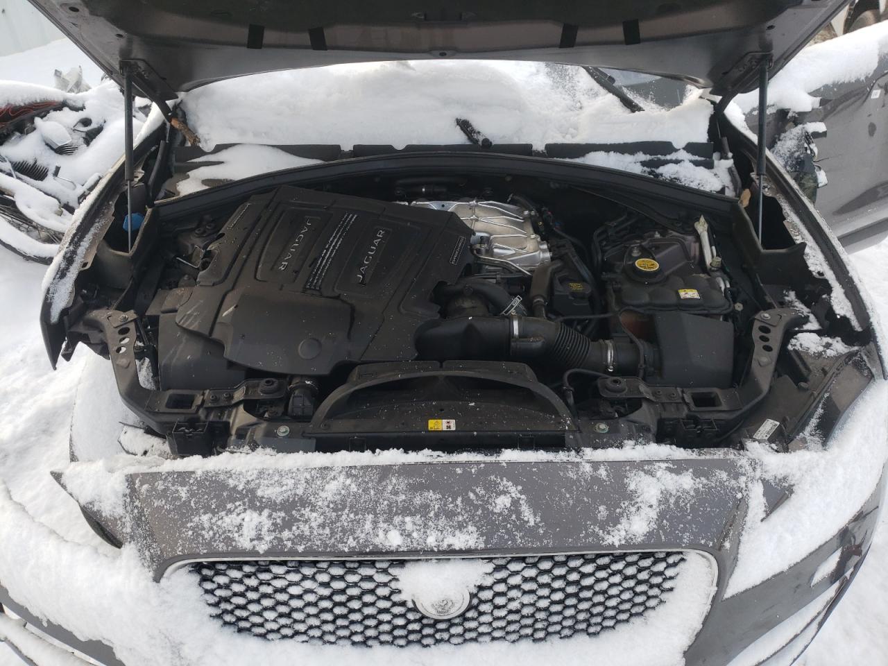 Photo 7 from auction – 2017 JAGUAR F-PACE PRE with VIN SADCK2BVXHA071888