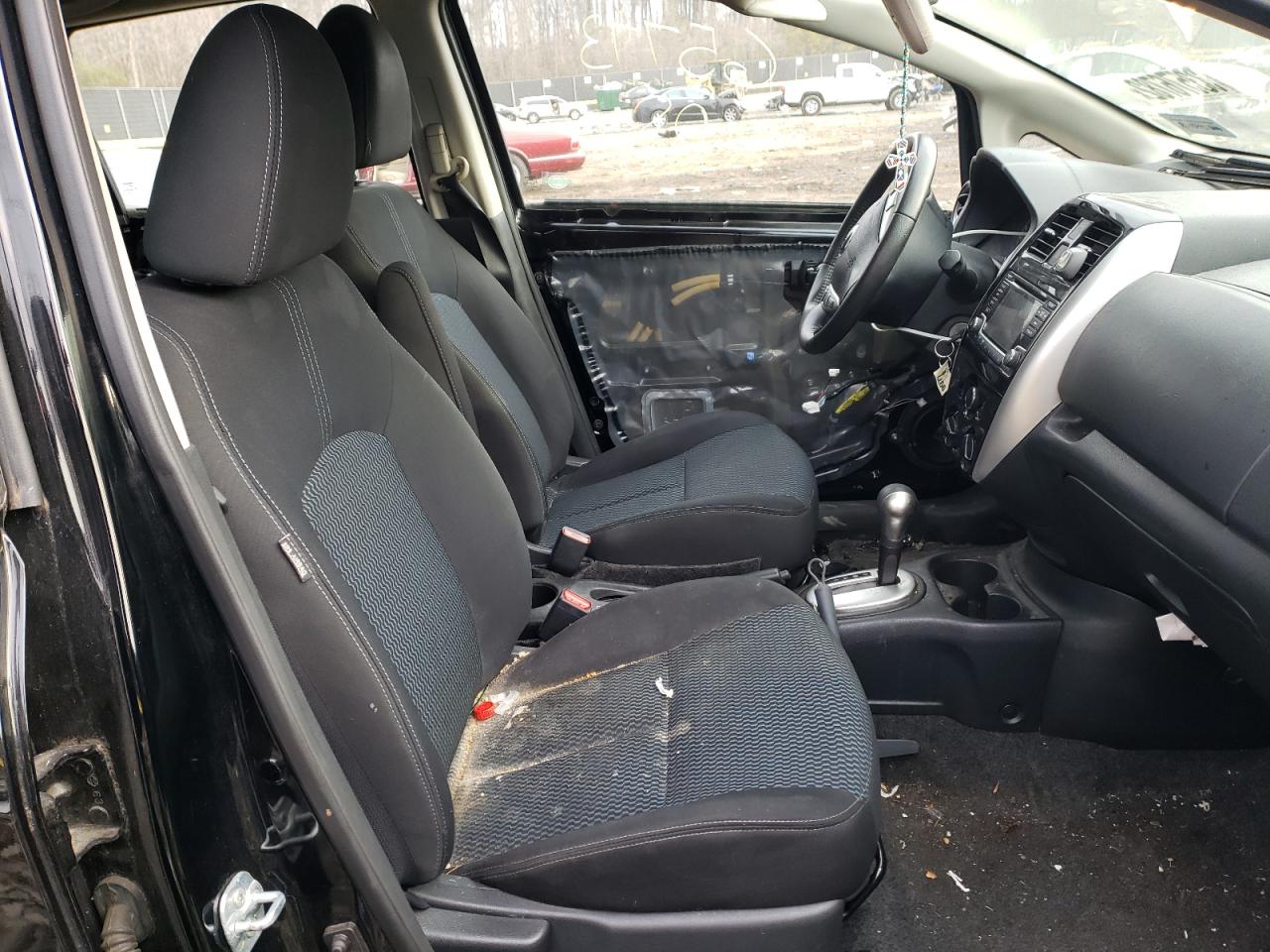 Photo 5 from auction – 2016 NISSAN VERSA NOTE with VIN 3N1CE2CP0GL404791