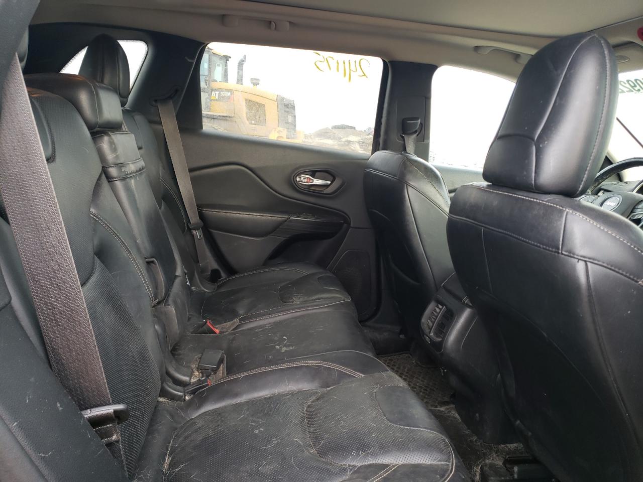 Photo 6 from auction – 2014 JEEP CHEROKEE L with VIN 1C4PJMDS2EW247524