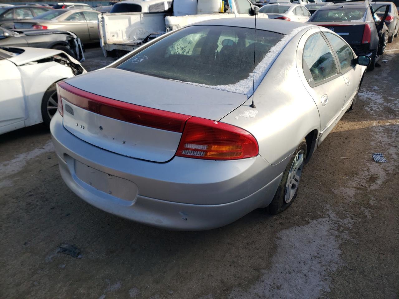 Photo 4 from auction – 2000 DODGE INTREPID E with VIN 2B3HD56J2YH431632