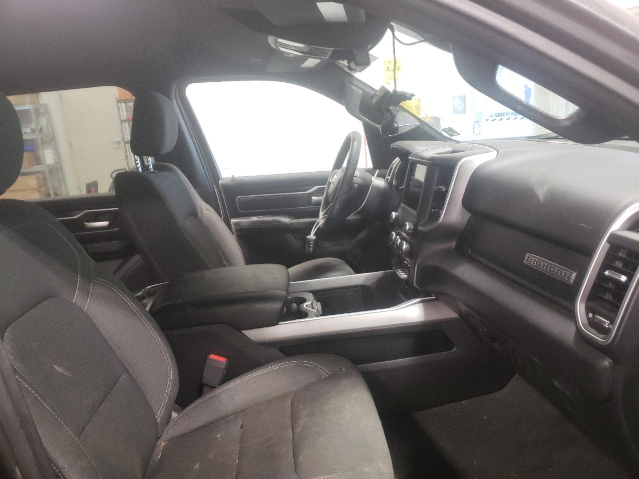 Photo 5 from auction – 2020 RAM 1500 BIG H with VIN 1C6SRFFM5LN249047