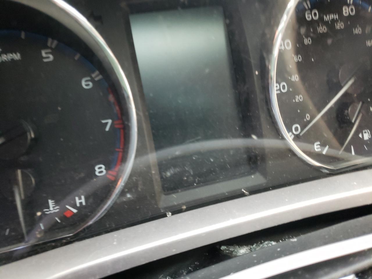 Photo 8 from auction – 2016 TOYOTA RAV4 LIMIT with VIN JTMDFREV4GD183995
