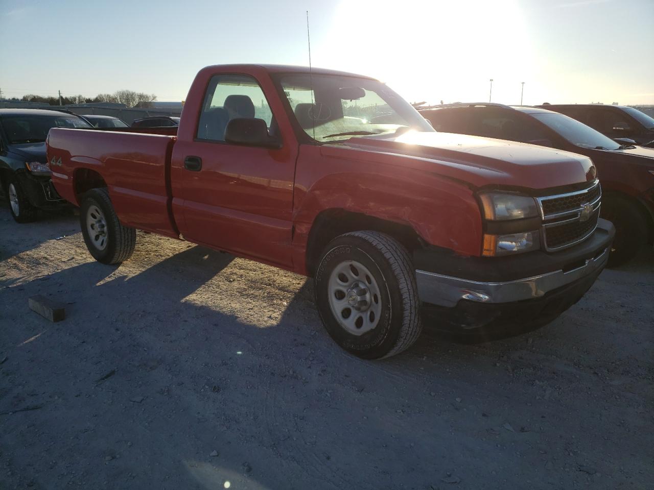 CHEVROLET SILVERADO 2006 with VIN 1GCEK14T86E116021 - Photo from auction