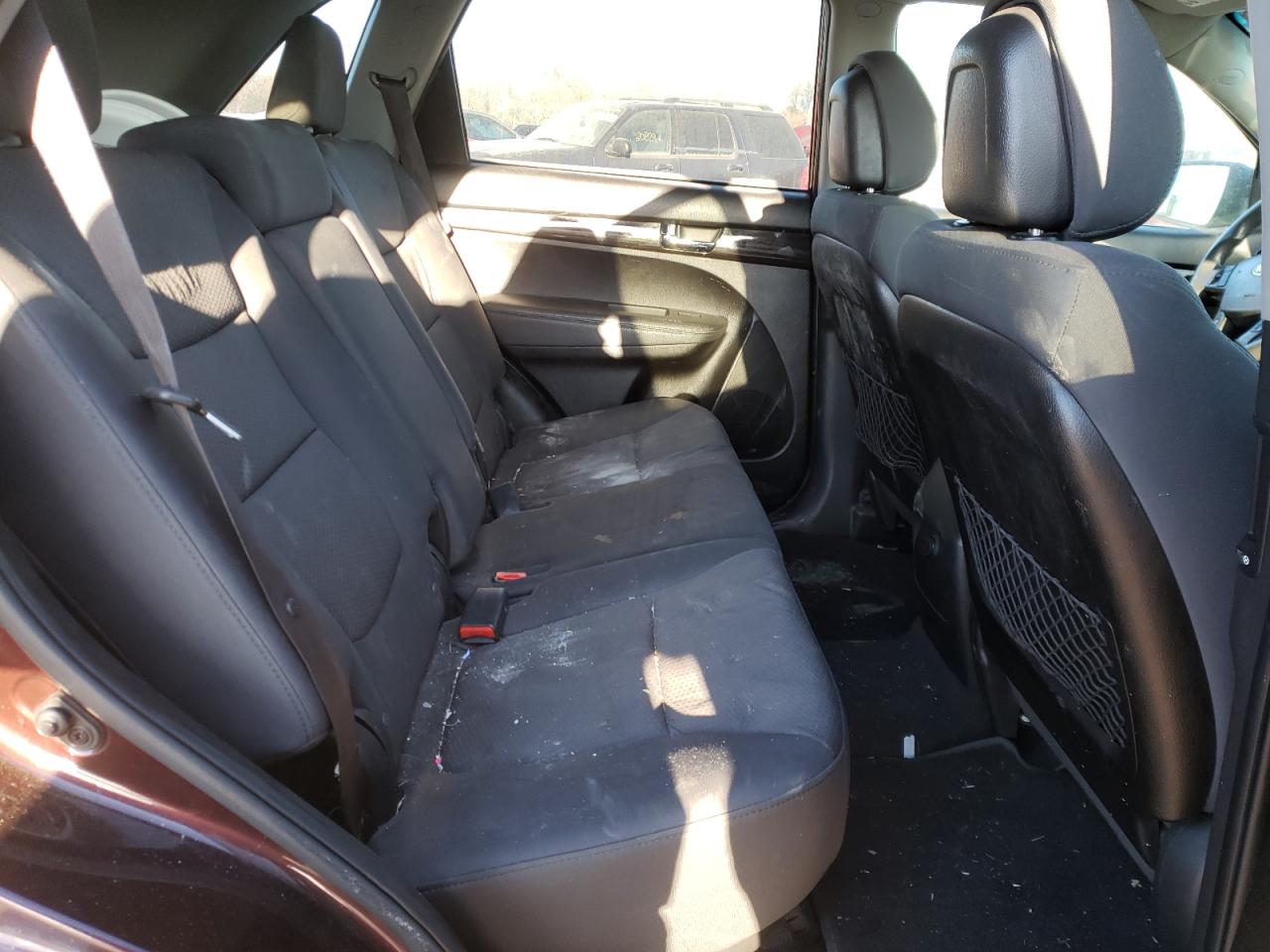 Photo 6 from auction – 2012 KIA SORENTO BA with VIN 5XYKT4A1XCG225636