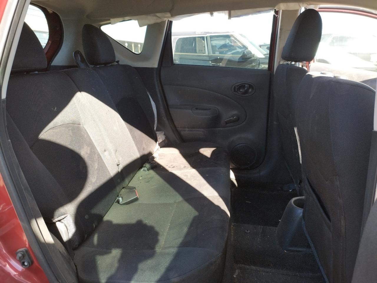 Photo 6 from auction – 2018 NISSAN VERSA NOTE with VIN 3N1CE2CP5JL355501