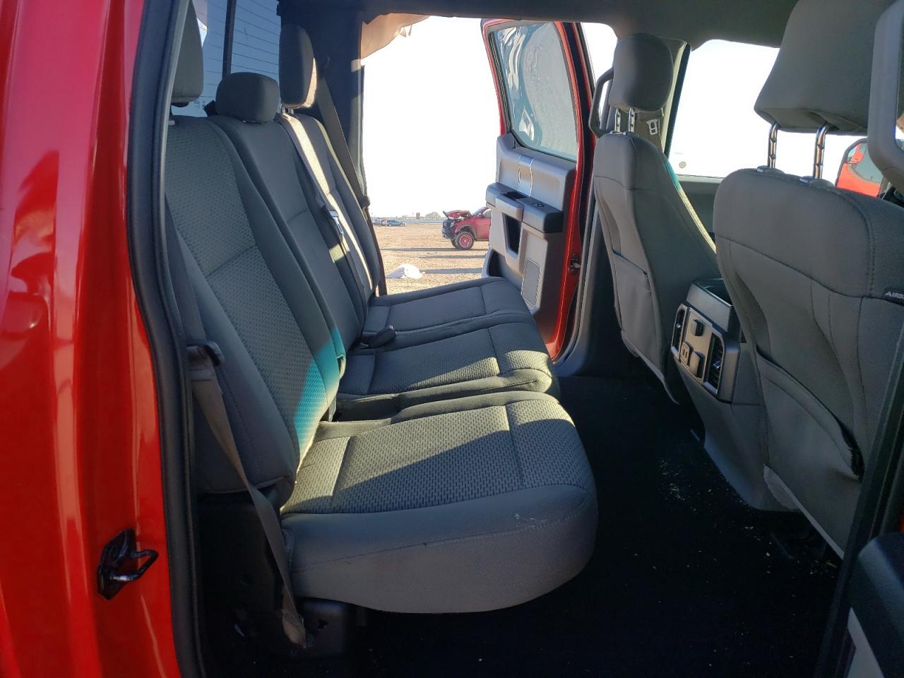 Photo 6 from auction – 2017 FORD F150 SUPER with VIN 1FTEW1EF1HKC30993