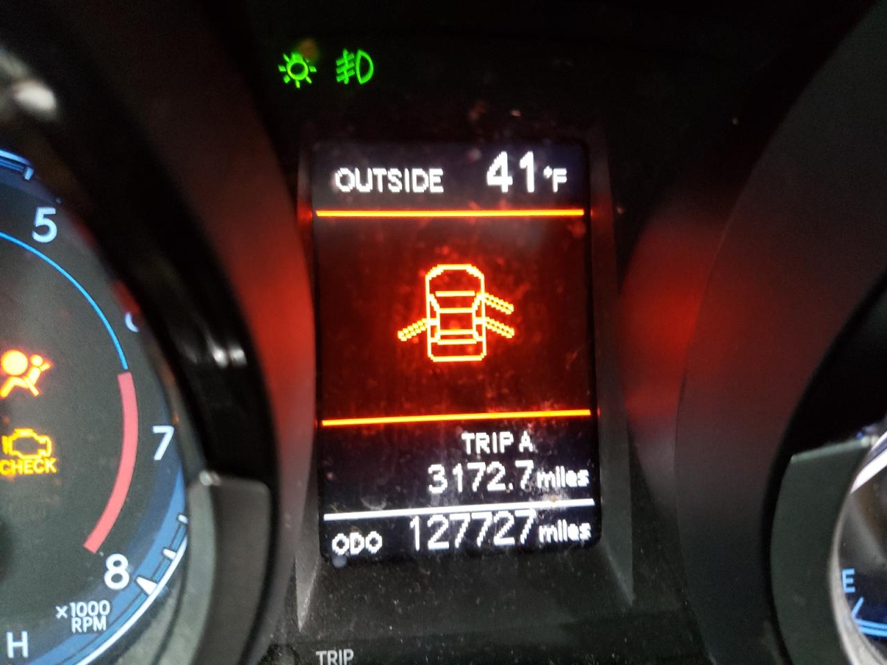 Photo 8 from auction – 2014 TOYOTA COROLLA L with VIN 5YFBURHEXEP002496