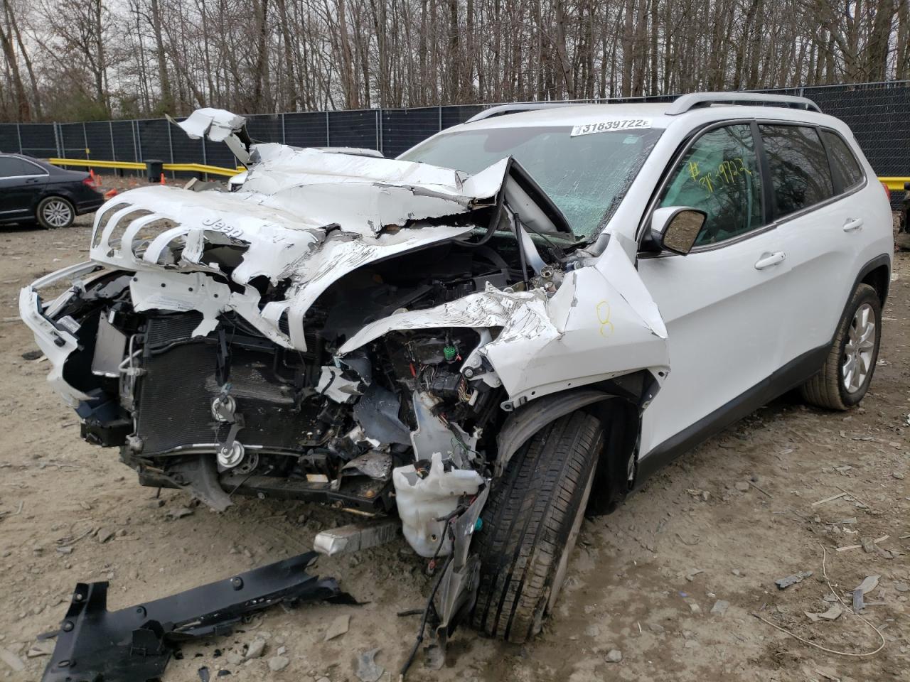Photo 2 from auction – 2014 JEEP CHEROKEE L with VIN 1C4PJLDB1EW241739