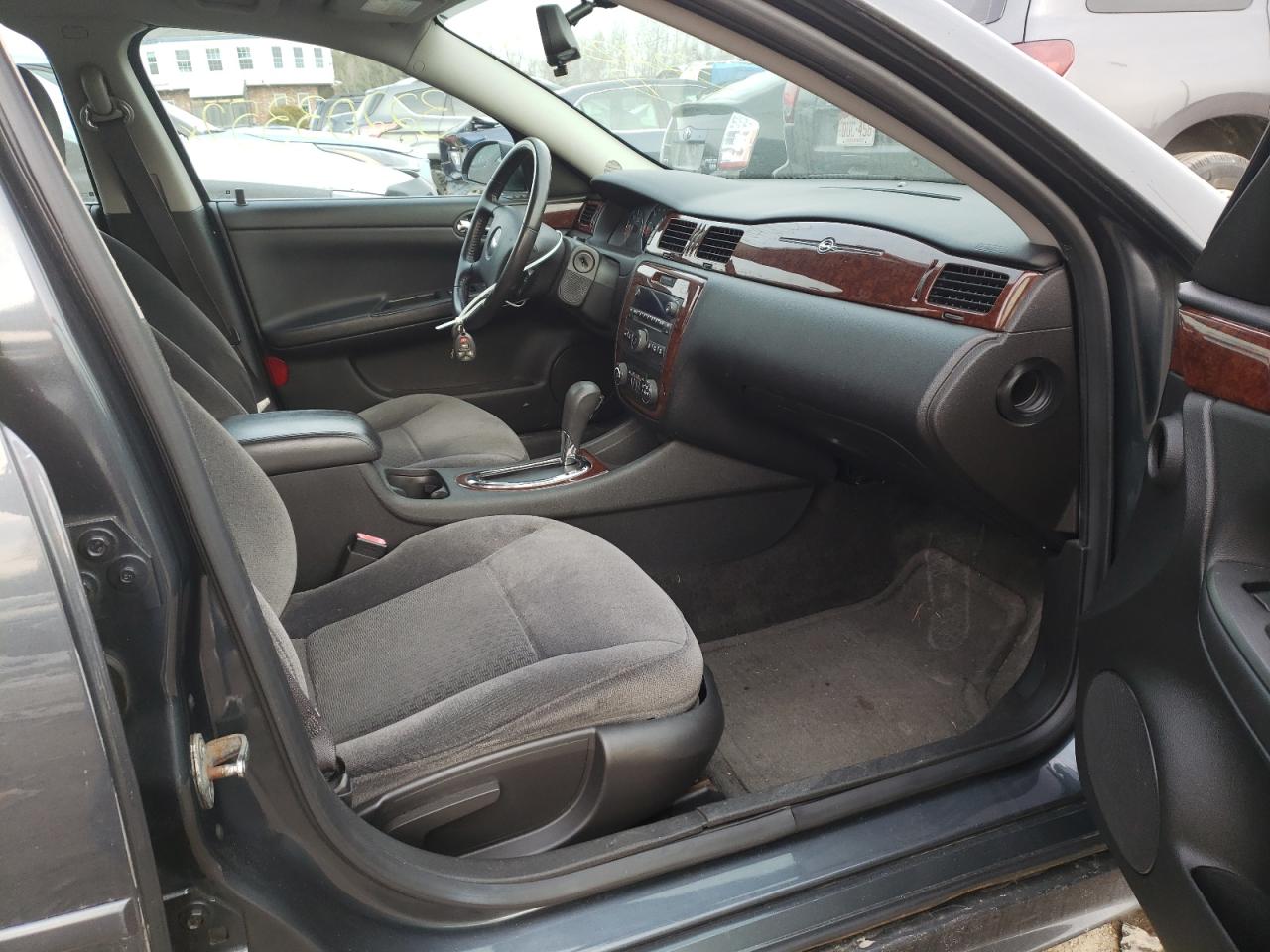 Photo 5 from auction – 2011 CHEVROLET IMPALA LT with VIN 2G1WG5EK3B1288240