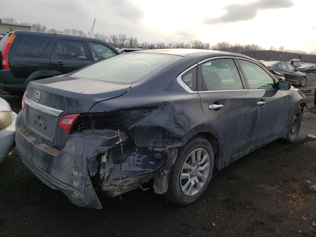 Photo 4 from auction – 2016 NISSAN ALTIMA 2.5 with VIN 1N4AL3AP2GN318522