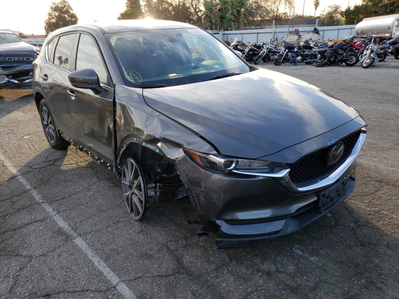 MAZDA CX-5 TOURI 2018 with VIN JM3KFACM3J0310647 - Photo from auction