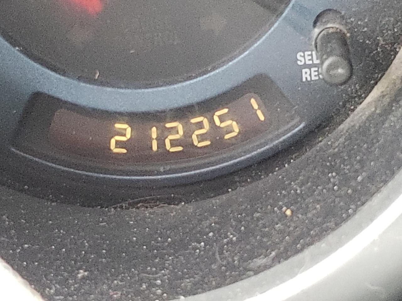 Photo 8 from auction – 2004 HONDA ELEMENT EX with VIN 5J6YH28524L004914