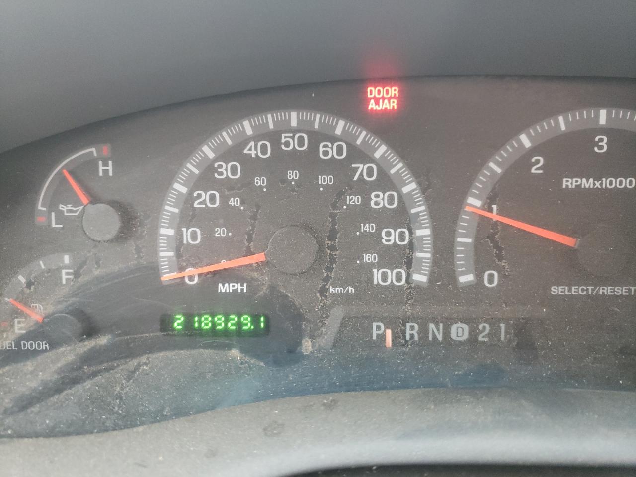 Photo 8 from auction – 2001 FORD F150 with VIN 2FTRX18LX1CA86449