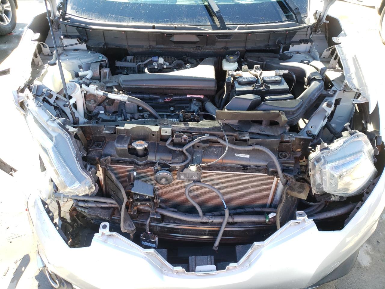 Photo 7 from auction – 2015 NISSAN ROGUE S with VIN 5N1AT2MV8FC877187