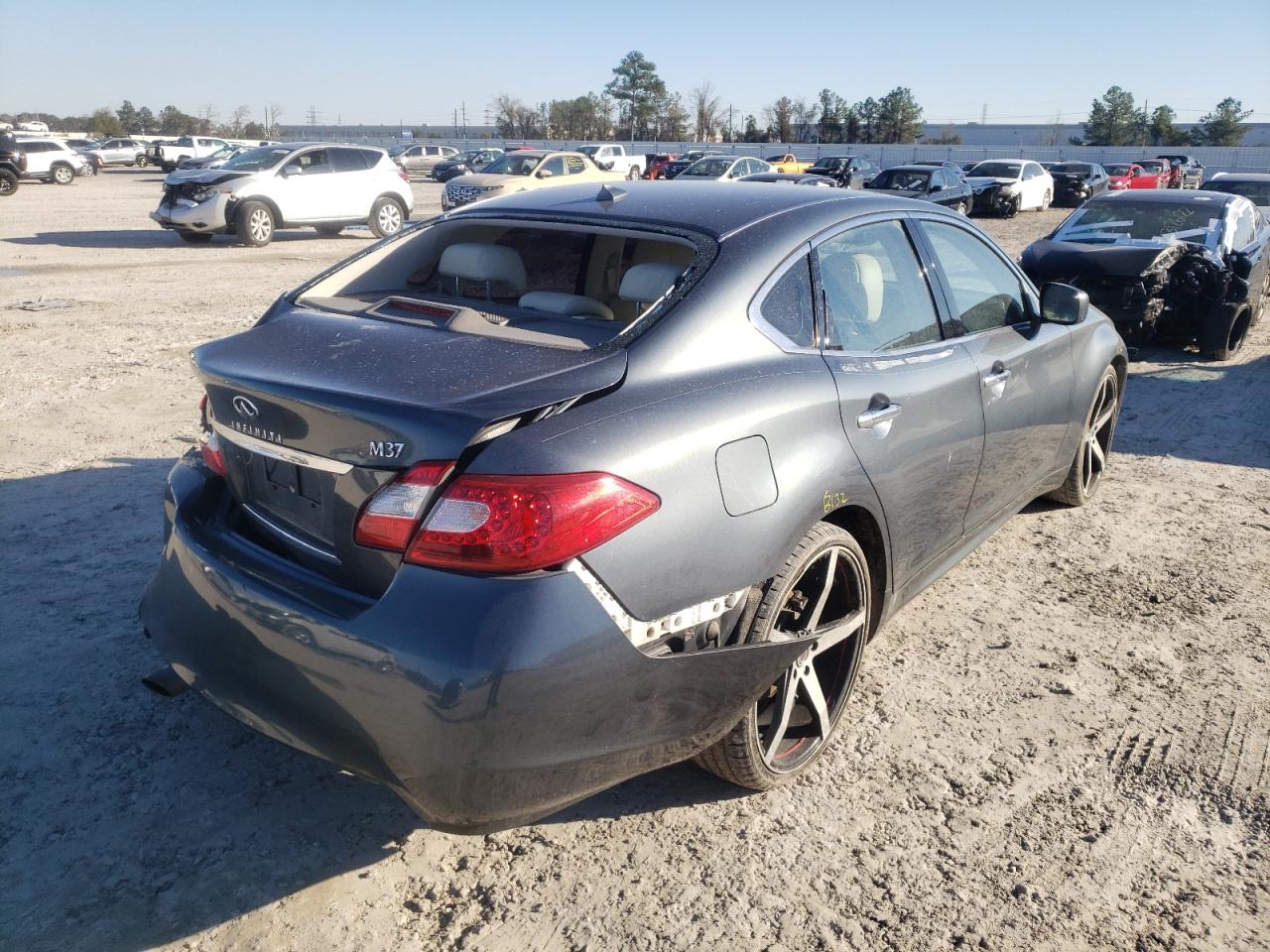 Photo 4 from auction – 2012 INFINITI M37 with VIN JN1BY1AP7CM334576