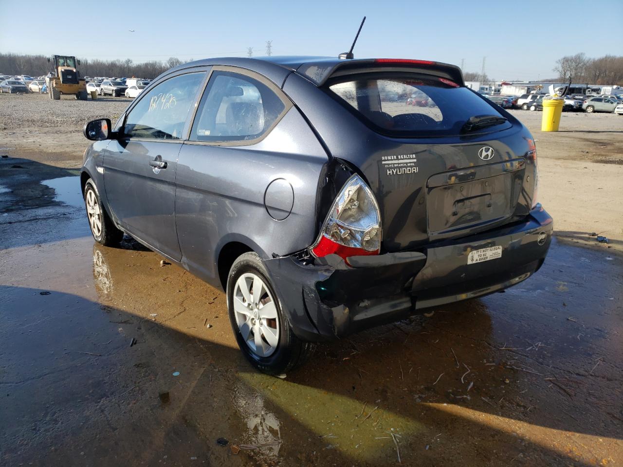 Photo 3 from auction – 2011 HYUNDAI ACCENT GL with VIN KMHCM3AC6BU200366