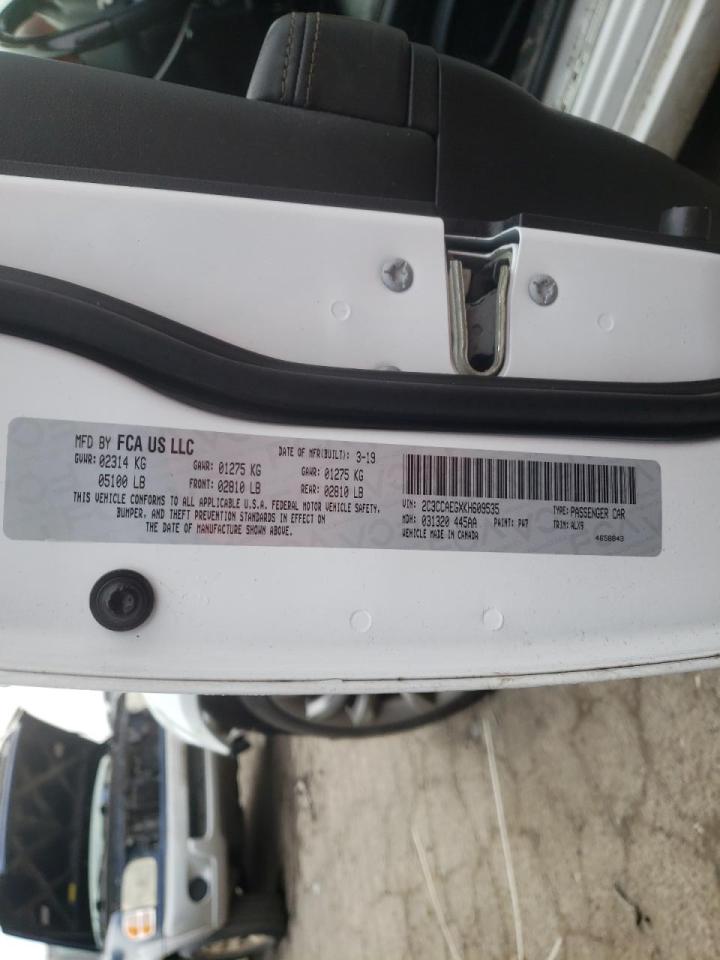 Photo 10 from auction – 2019 CHRYSLER 300 LIMITE with VIN 2C3CCAEGXKH609535