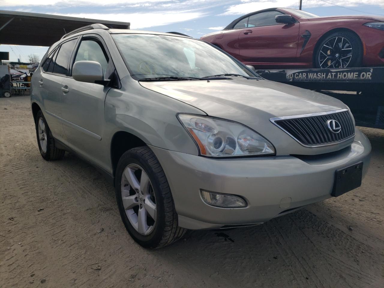 LEXUS RX 350 2007 مع رقم تعريف المركبة 2T2GK31U87C019810 - صورة من المزاد