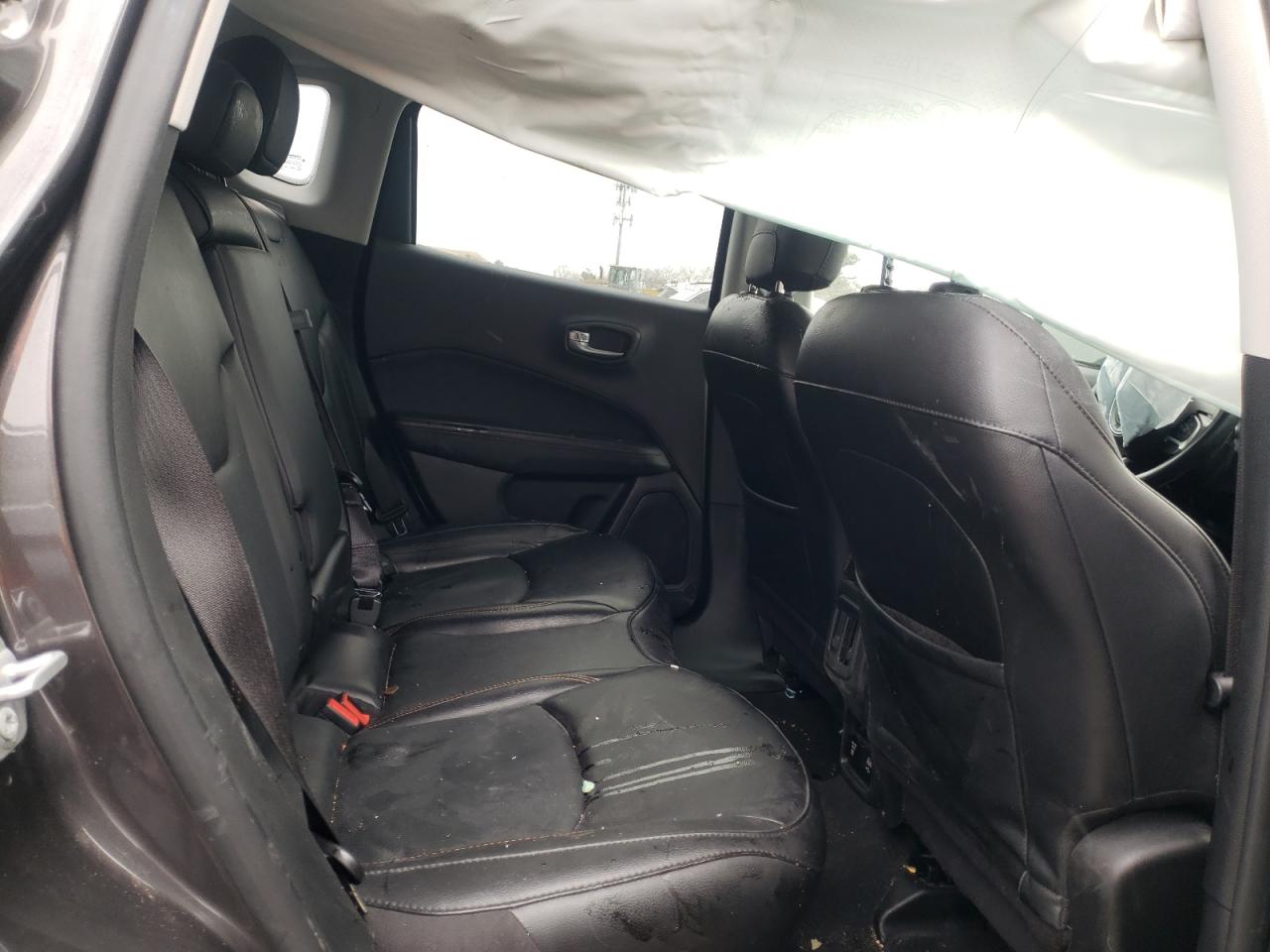 Photo 6 from auction – 2020 JEEP COMPASS LI with VIN 3C4NJDCB6LT245724