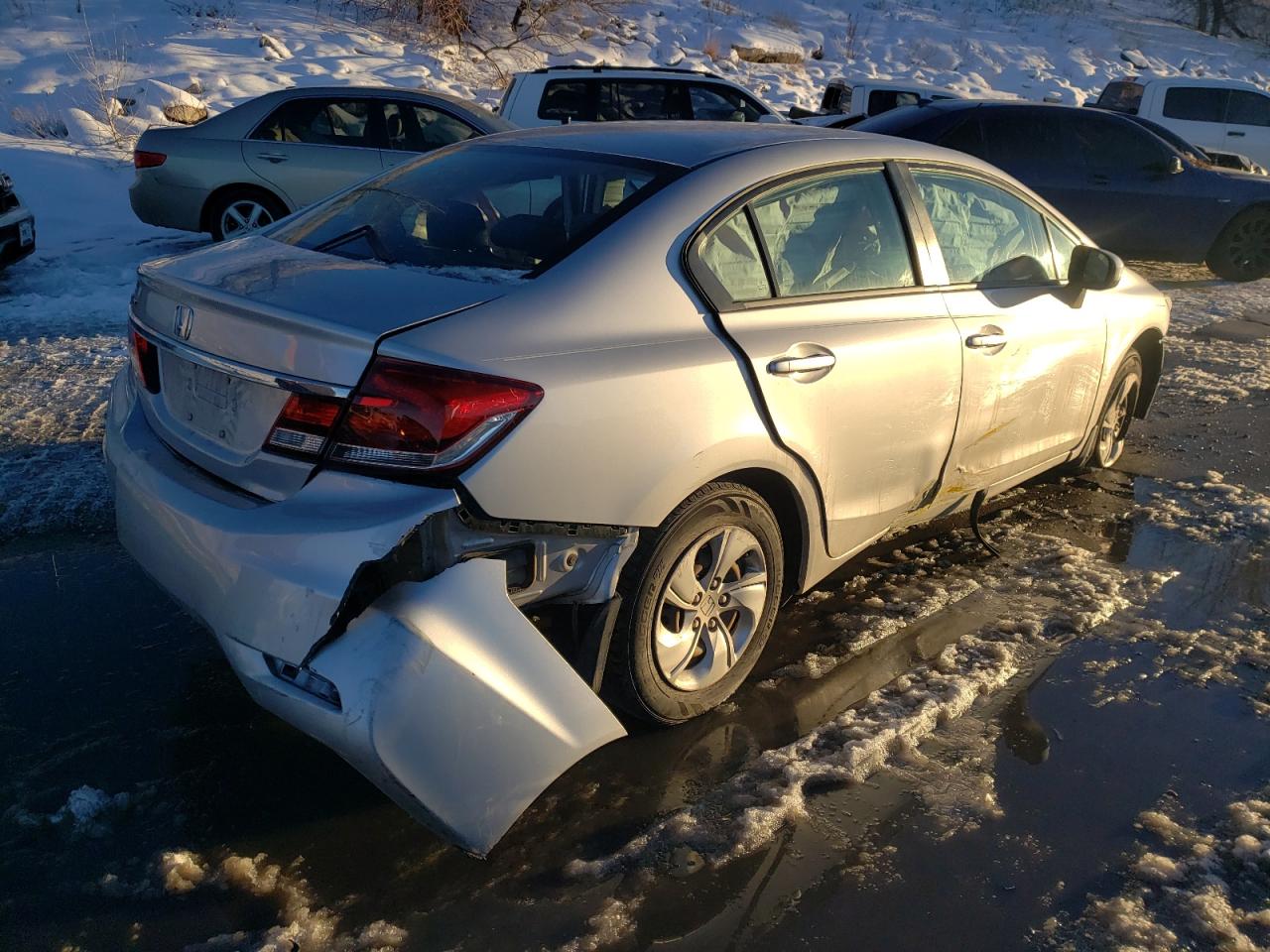 Photo 4 from auction – 2014 HONDA CIVIC LX with VIN 19XFB2F57EE037936