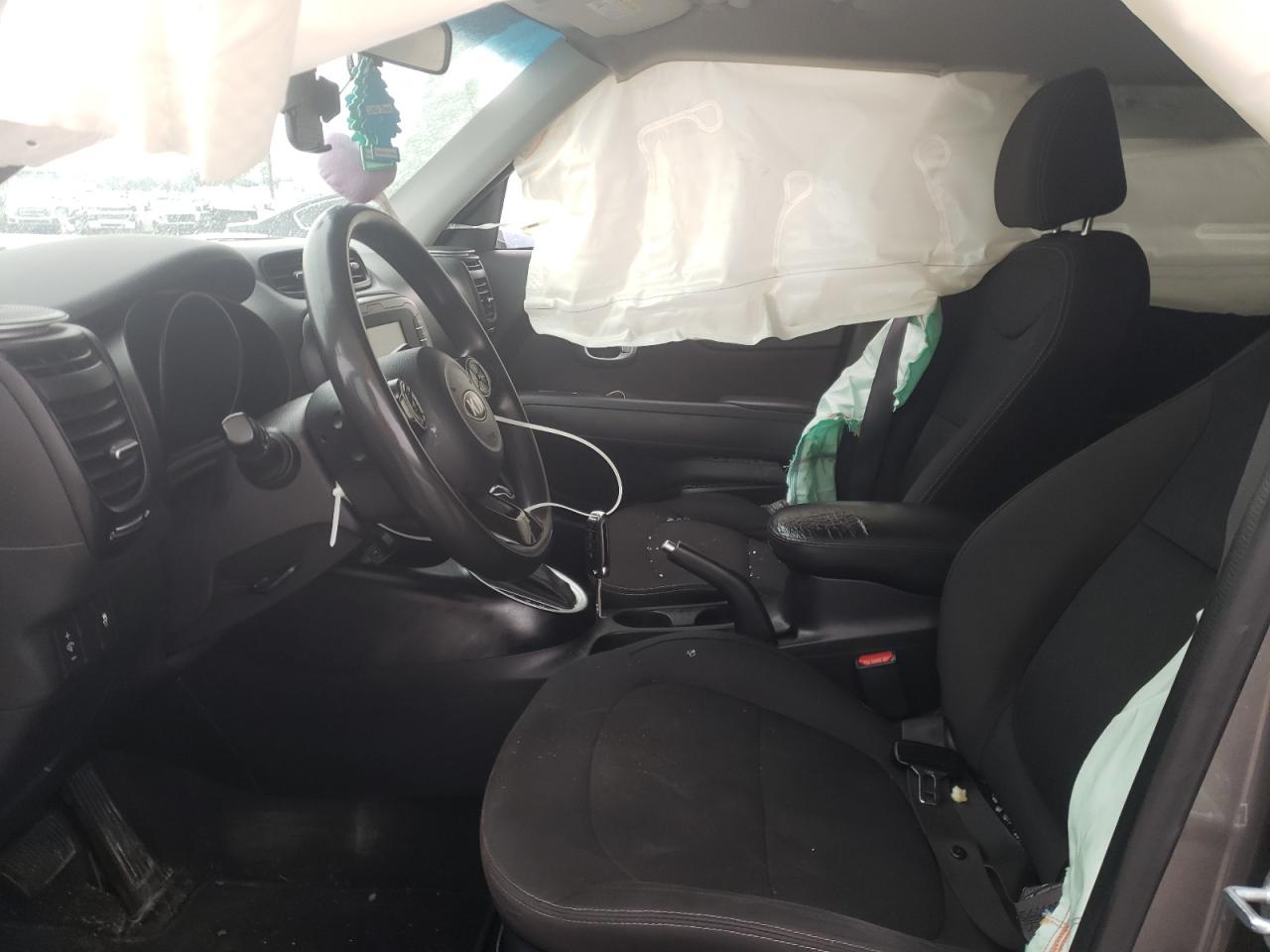 Photo 5 from auction – 2019 KIA SOUL with VIN KNDJN2A22K7677675