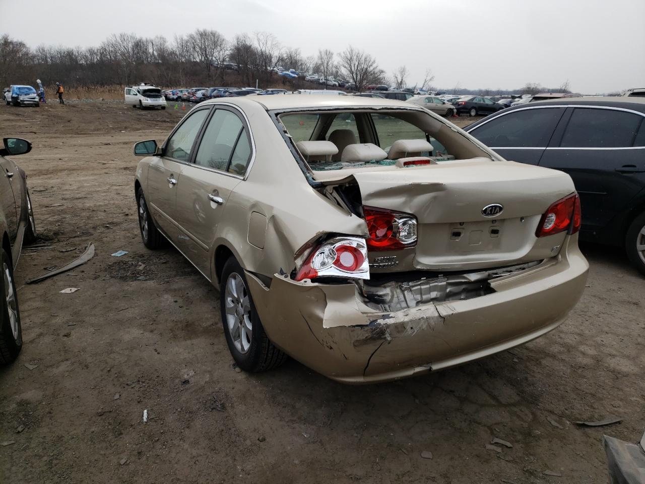 Photo 3 from auction – 2007 KIA OPTIMA LX with VIN KNAGE123775085605