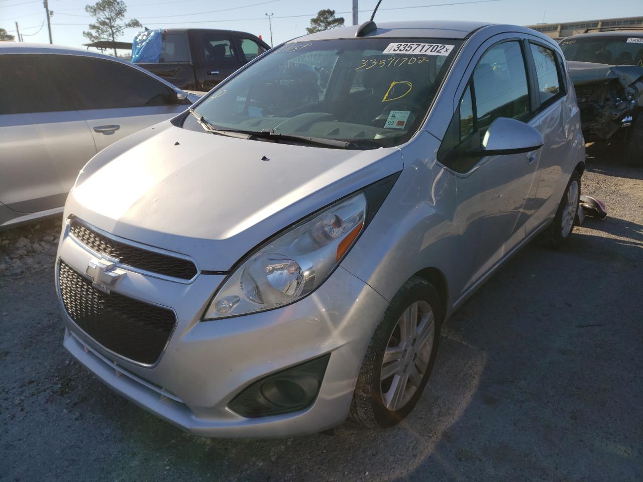 Photo 2 from auction – 2015 CHEVROLET SPARK 1LT with VIN KL8CD6S90FC735237