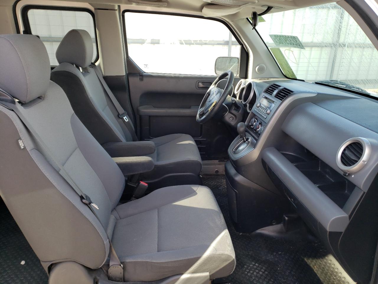 Photo 5 from auction – 2007 HONDA ELEMENT EX with VIN 5J6YH28717L006014