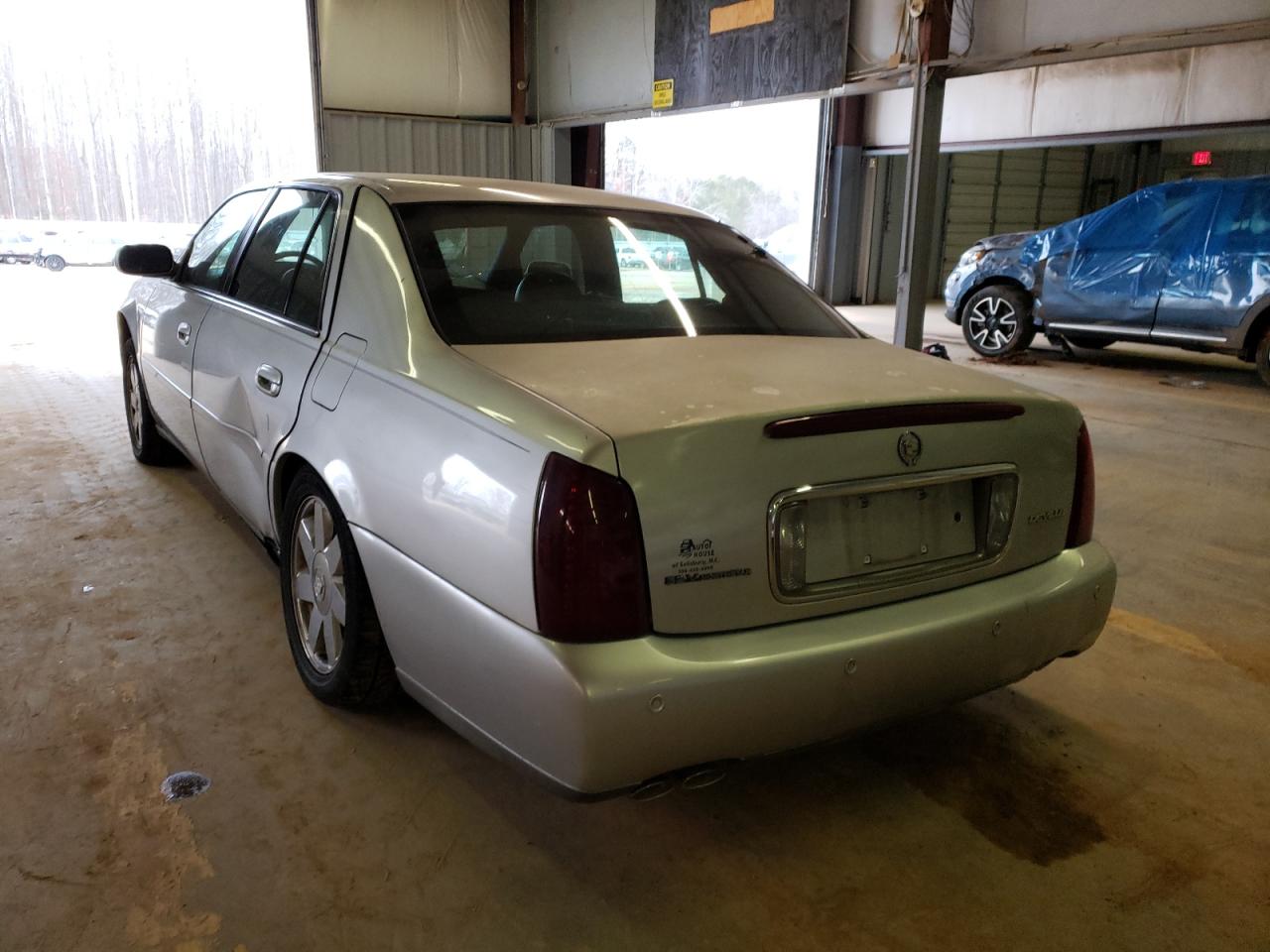 Photo 3 from auction – 2000 CADILLAC DEVILLE with VIN 1G6KD54Y7YU272238