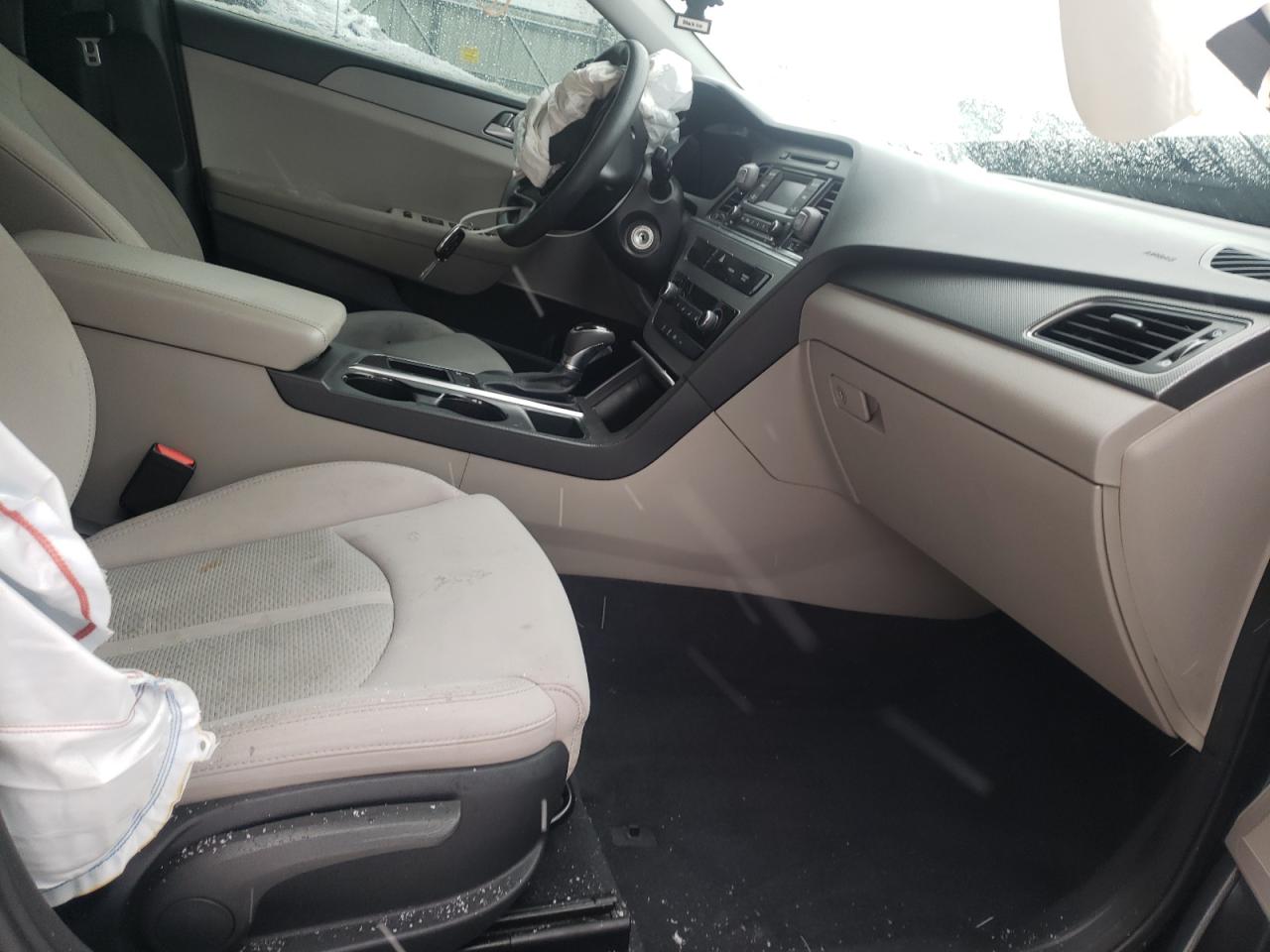Photo 5 from auction – 2015 HYUNDAI SONATA SE with VIN 5NPE24AF2FH152397