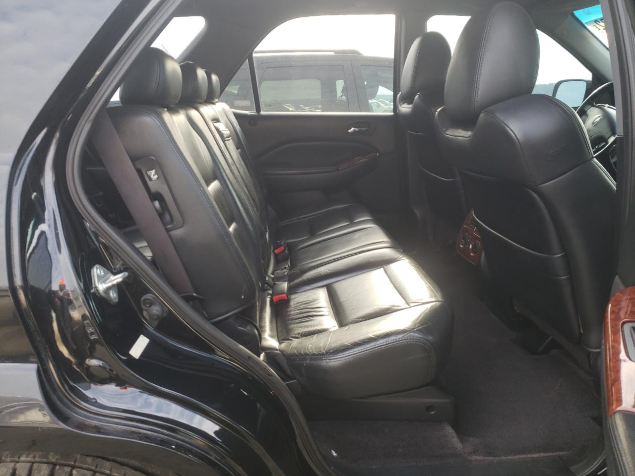 Photo 6 from auction – 2005 ACURA MDX with VIN 2HNYD18225H509314